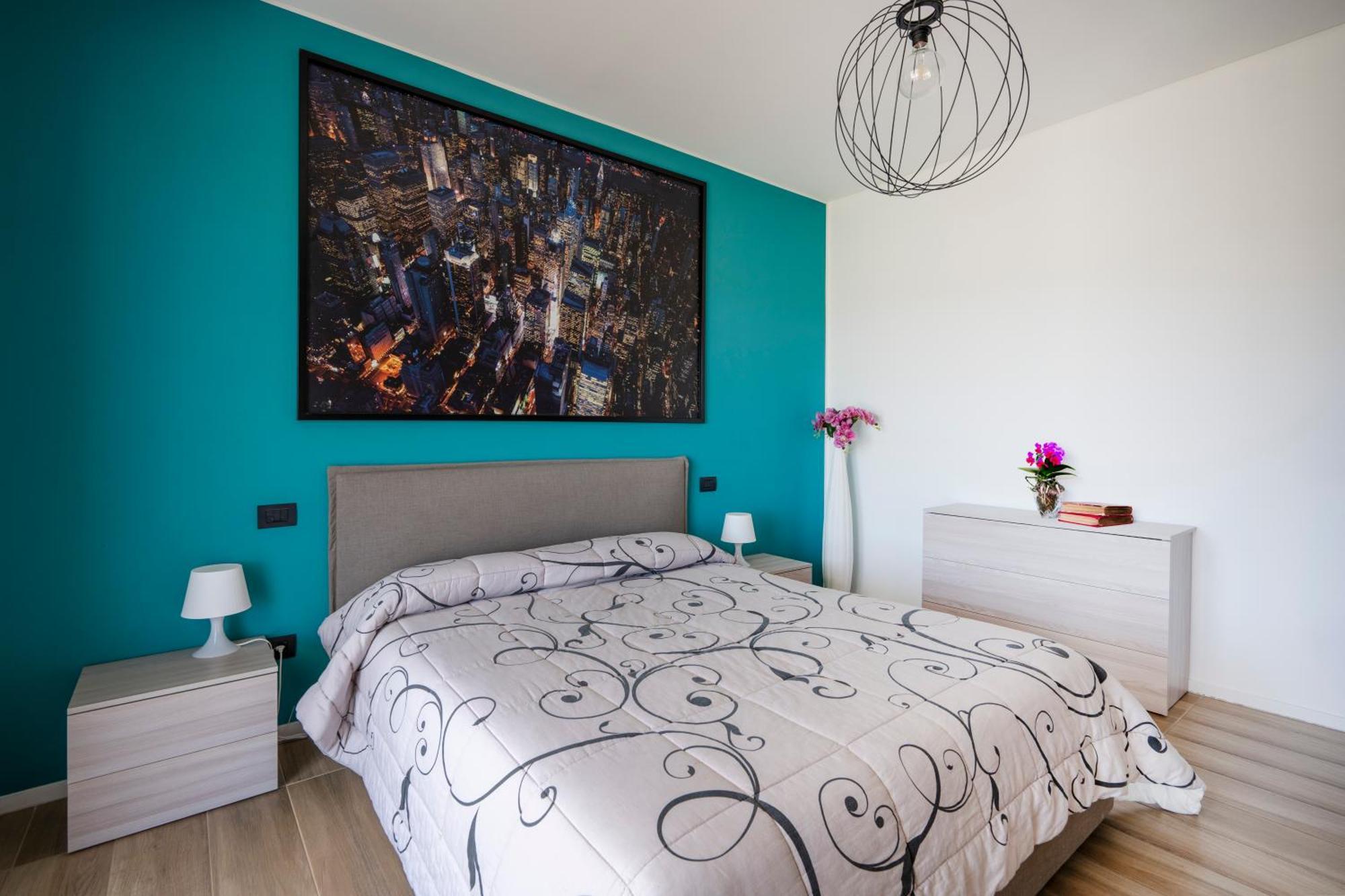 Kind Park - Sleek Apartment With Terrace & Parking Bari Exteriör bild